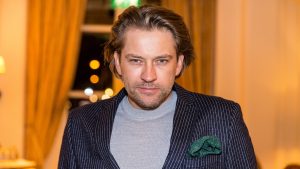 Thumbnail voor Nu ook als trouwambtenaar te boeken: 'GTST'-acteur Ferri Somogyi