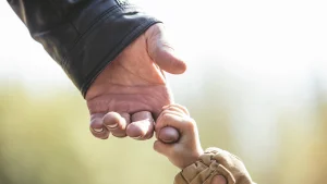 Thumbnail voor Opa blijft met baby en peuter achter nadat zijn zoon vrouw en kind doodt (5): 'Begrijp niet wat hem bezielde'