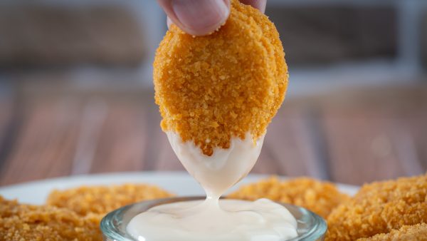 Meisje ontvangt 800.000 dollar voor brandwond door kipnugget