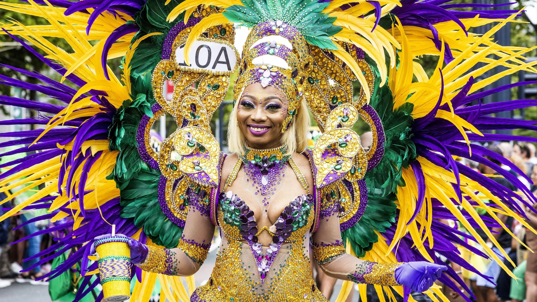 danseres op het Zomercarnaval Rotterdam