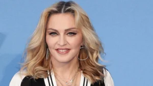 Thumbnail voor Madonna maand na ziekenhuisopname: 'Heb geluk dat ik nog leef'