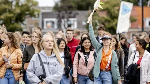 Thumbnail voor Oproep tot inclusievere introductieweken studenten: 'Werken aan bewustwording'