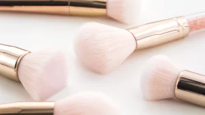 Thumbnail voor Make-upkwasten schoonmaken? Dit moet je nooit doen