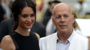 Thumbnail voor Het gaat niet goed met vrouw van dementerende acteur Bruce Willis: 'Houd het vol voor Bruce en mijn kinderen'