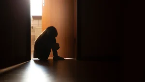 Thumbnail voor Susans ex misbruikte hun dochter Nikki als kind: 'Ze is getraumatiseerd en kan niet meer naar school'