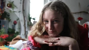 Thumbnail voor Lizzy (18) sorteert haar vrienden op basis van belangrijkheid: 'Het geeft rust'