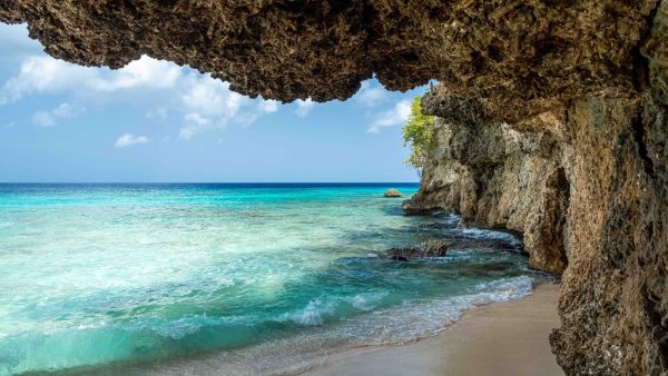 100.000 euro voor gouden tip in zaak dode Nederlander op Curaçao