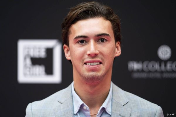 Zoon Rossana Kluivert fysiek lastiggevallen op straat vanwege geaardheid