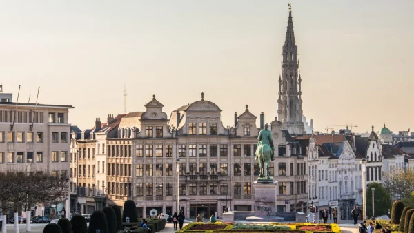16-jarige jongen in Brussel werd ontvoerd, gemarteld en vervolgens naakt achtergelaten