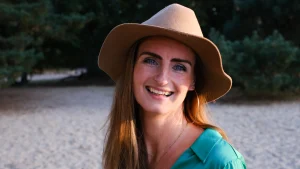 Thumbnail voor Marloes (37) heeft reuma: 'In de bloei van mijn leven was ik meer aan het overleven dan aan het leven'