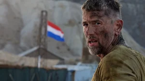 Thumbnail voor Waldemar Torenstra kijkt na rol in 'De Vuurlinie' anders naar militairen: 'Mogen best liever voor ze zijn'