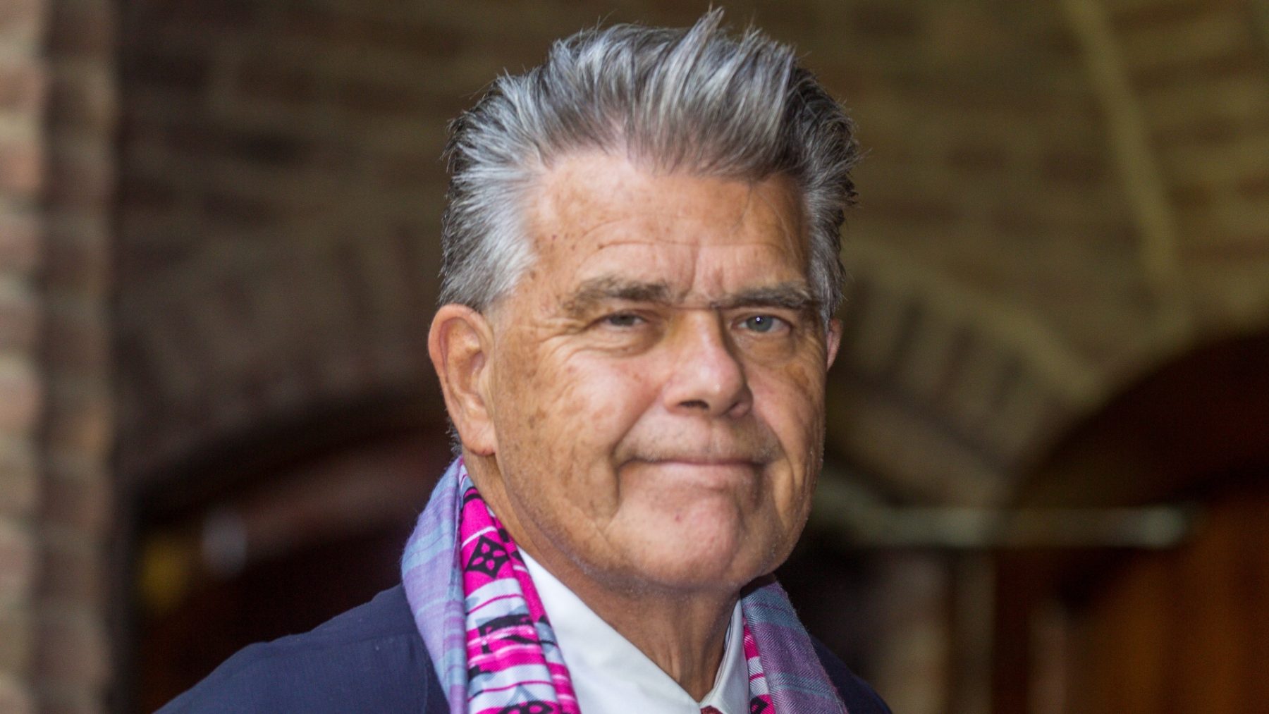 Emilio, de vijftien-jarige zoon van Emile Ratelband en zijn ex-vrouw Moon van Buuren, is sinds 23 augustus vermist.