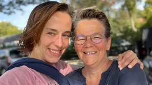 Thumbnail voor Ellens dochter Esther koos na psychisch lijden voor euthanasie: 'Niet iedereen wordt beter'