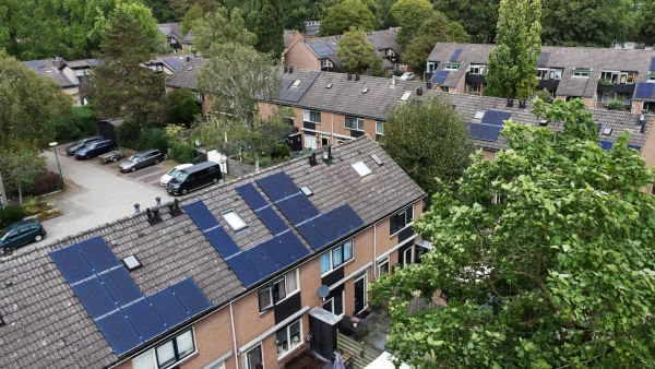 zonnepanelen op dak in Doorn