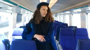 Thumbnail voor Conducteur Anna greep in bij aanranding in de trein: 'Hij probeerde het opnieuw bij iemand anders'