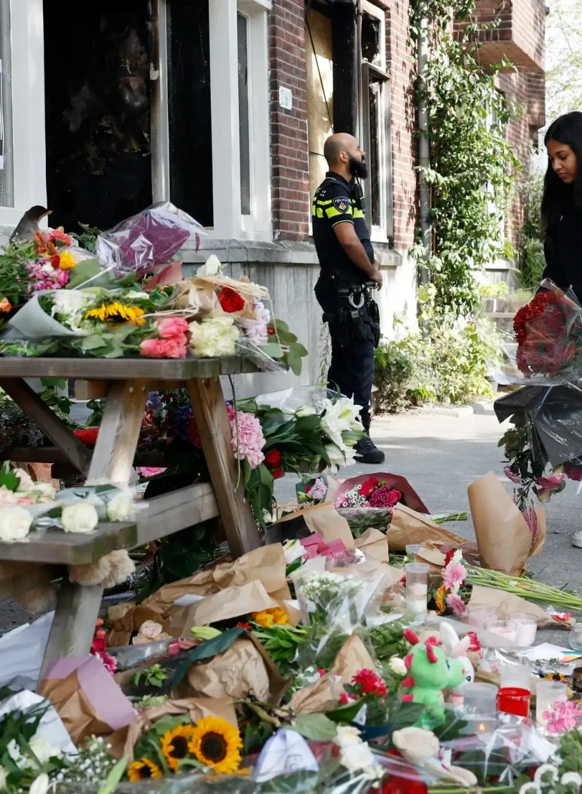 bloemenzee bij slachtoffers schietpartij door Fouad L.