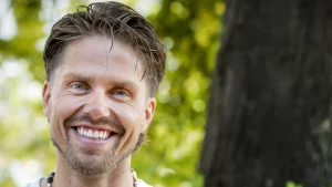 André Hazes woont inmiddels drie maanden op zichzelf: 'Werkt als een tierelier'