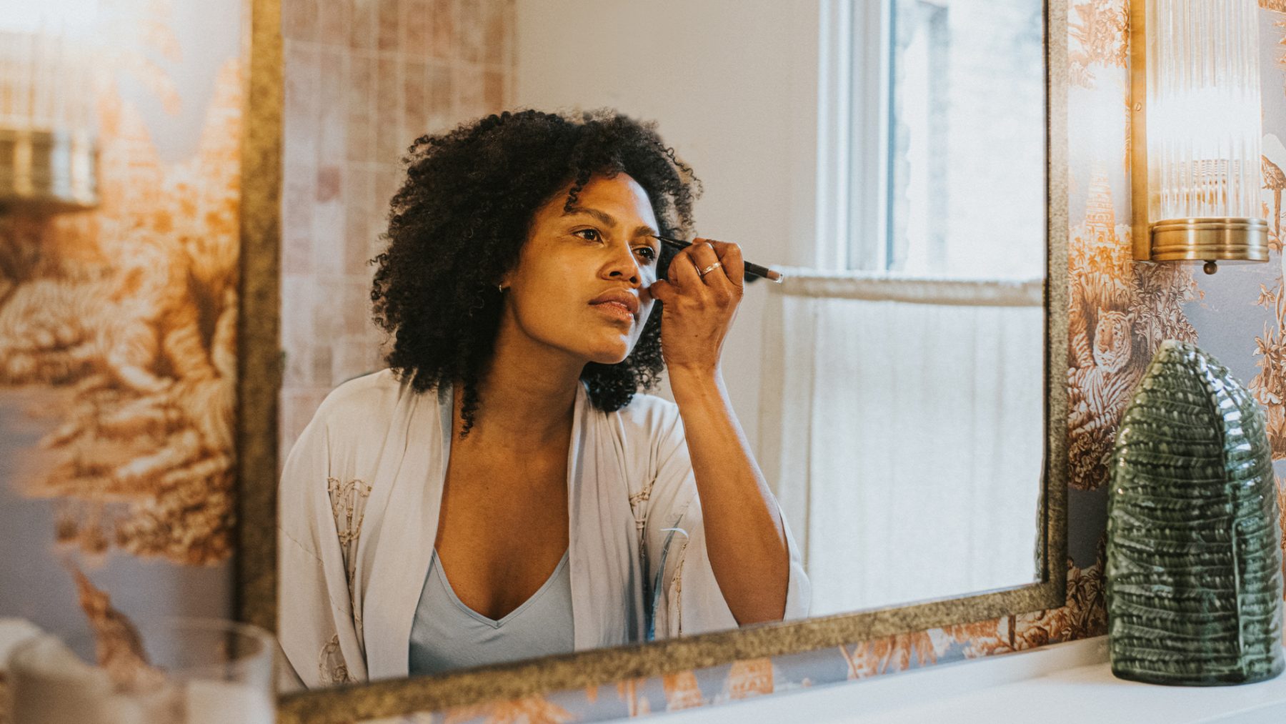 Van uitgeschoten mascara tot concealer die perfect dekt: deze 5 slimme make-uphacks wil je weten