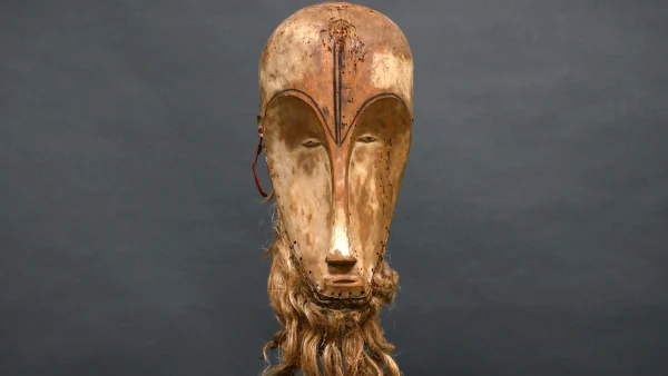 Ngil-masker uit Gabon
