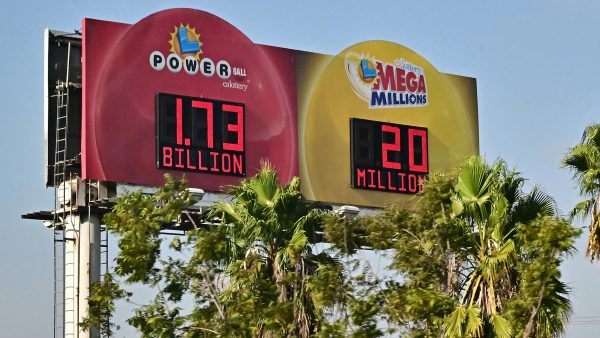 power ball lotery billboard