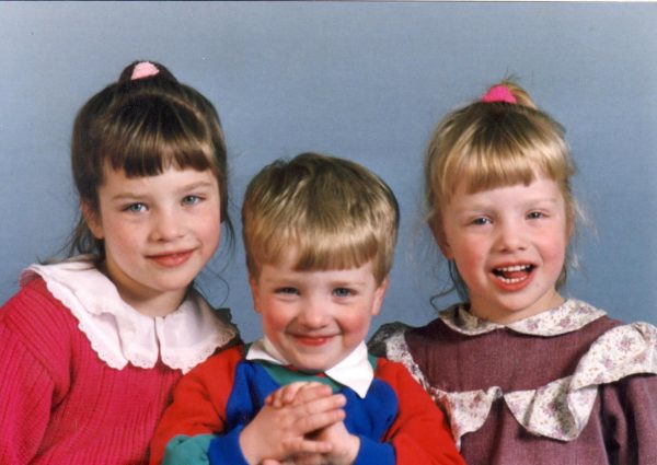 Alice, Laura en hun broertje