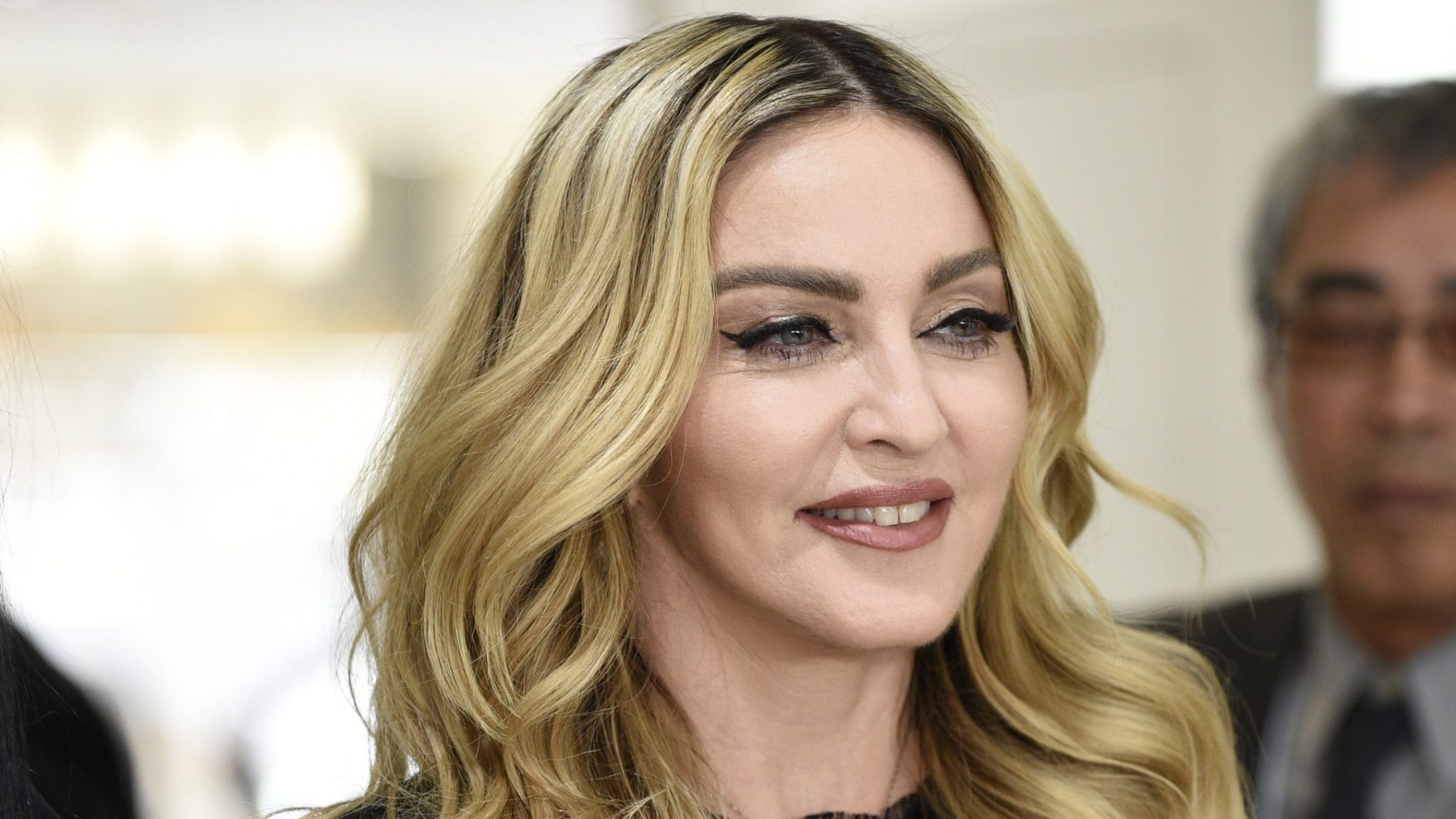 Madonna begint nu dan eindelijk aan haar uitgestelde wereldtour wereldtournee