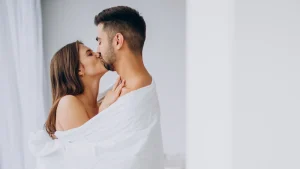 Thumbnail voor Nynke beleefde eerste keer tijdens huwelijksnacht: 'Het duurde veertig seconden'