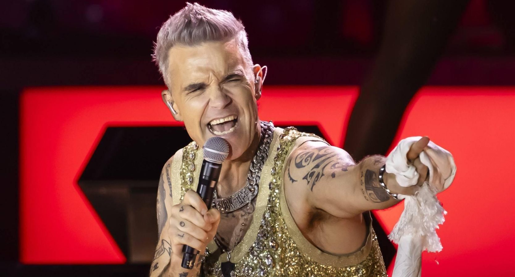 Robbie Williams stelt dat boy- en girlbands voor mentale problemen zorgen