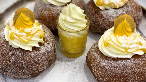 Geen kat(er) in de zak: bij deze kraam haal je een echte advocaat-oliebol