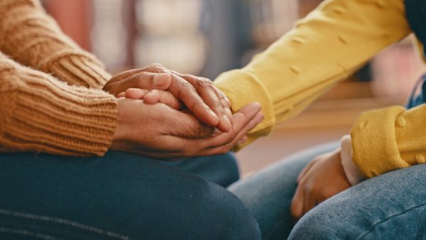 Hilversumse school omgekomen zussen vindt 'weg door verlies': 'Het wordt niet meer zoals het was'