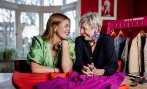 Thumbnail voor Prinses Laurentien en Eloise starten eigen vintagewinkel: 'Thuis klonk altijd al: niet lui zijn, maar aanpakken'