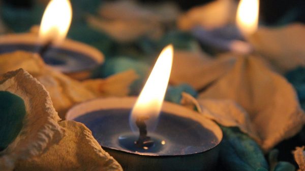 Besloten afscheid van verongelukte zusjes (12 en 14) uit Hilversum