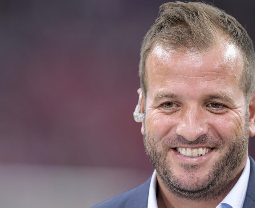 Of Rafael van der Vaart net zo kan schaatsen als voetballen? Nou..