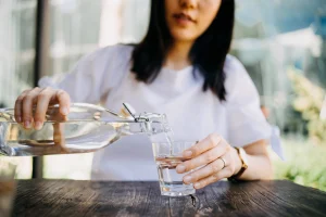 Thumbnail voor Huisartsenpraktijk Landsmeer doet met alle medewerkers mee aan Dry January: 'We schrokken van de cijfers'