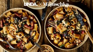 Thumbnail voor Perfect voor tussen de feestdagen door: Miljuschka's winterse pasta met boerenkool en sjalot