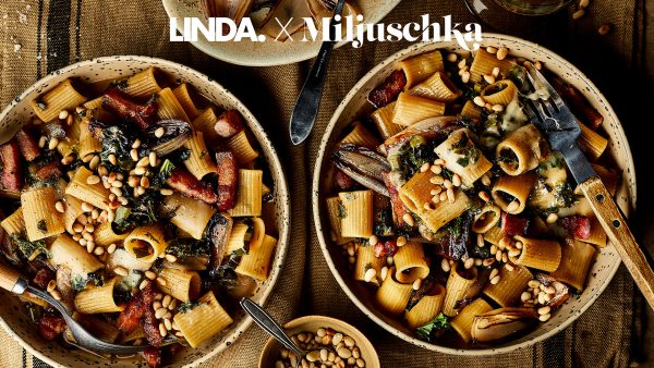 Makkelijk én perfect voor de koude dagen: Miljuschka's winterse pasta met boerenkool en sjalot