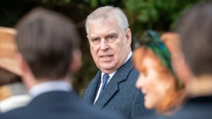 Thumbnail voor Advocaat wil camerabeelden van prins Andrew in huis Jeffrey Epstein