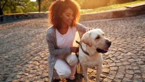 Vrouw met hond - Populairste hondennamen