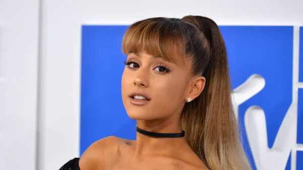 Ariana Grande komt na vier jaar met nieuw nummer