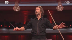 Thumbnail voor Chris Zegers gaat bijna out tijdens halve finale 'Maestro'