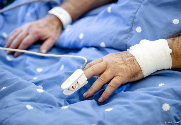 Compensatie voor zorgpersoneel en patiënten: GL-PvdA wil 27 miljoen euro voor poliklinieken langdurige covid