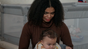 Thumbnail voor Relatie van drieling-ouders loopt stuk in 'Meer Dan Verwacht': 'Het was een zwaar jaar'