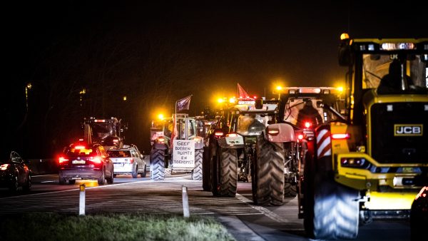 Rijkswaterstaat: 'Stel je reis naar België uit, we weten niet wat de dag brengt'