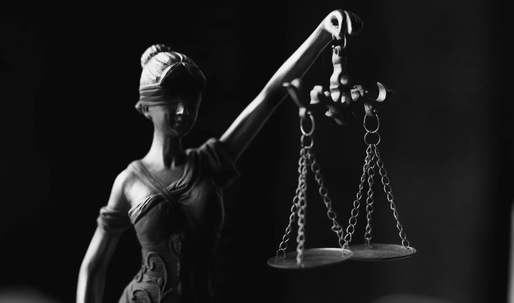 OM eist 11 jaar cel tegen arts voor doodziek maken eigen kinderen
