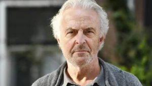 Thumbnail voor Acteur Huub Stapel is influencers in films zat: 'Rot gauw op met die onzin'