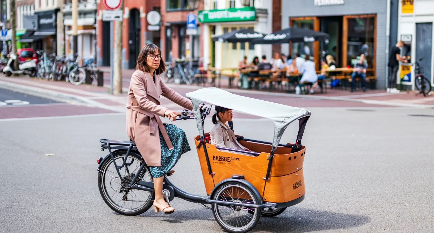 Babboe mag voorlopig geen bakfietsen meer verkopen vanwege veiligheidsrisico’s