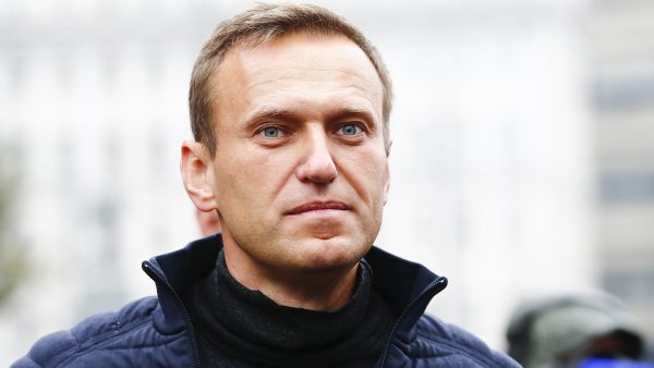 Poetin-criticus Aleksej Navalny (47) in gevangenis overleden: 'Vermoord. Niet te geloven'