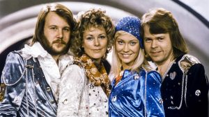 Thumbnail voor Sprankelende opwarmer voor Songfestival: op deze datum is nieuwe ABBA-documentaire op tv te zien