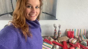 Thumbnail voor Schrikkelkind Marloes (40) viert haar tiende verjaardag: 'Ik blijf eeuwig jong'