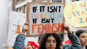 Thumbnail voor 'Damn Honey' beantwoordt: dít is waarom Internationale Vrouwendag nog nodig is (en 1 dag is niet genoeg)